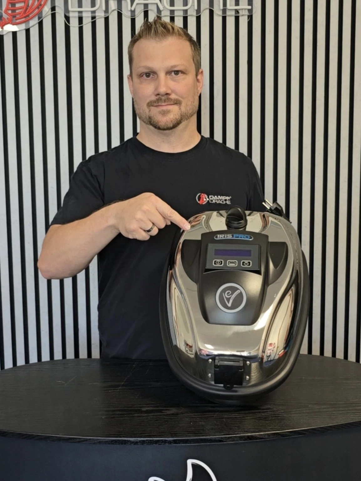 Michi mit DAMPF DRACHE IRIS PRO beim Praxistest